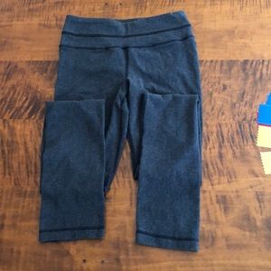 Lululemon charcoal grey yoga pants